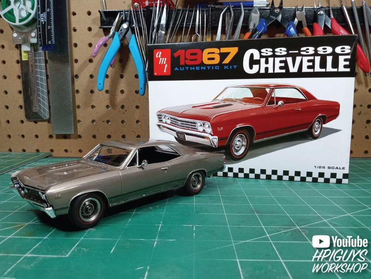 AMT By Round 2 1/25 1967 Chevrolet Chevelle SS396 Model Kit