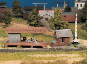 Bachmann O Snap KIT Loading Platform w/Crossing Shanty