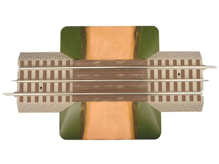 Lionel O FasTrack Grade Crossing Track Set (2)