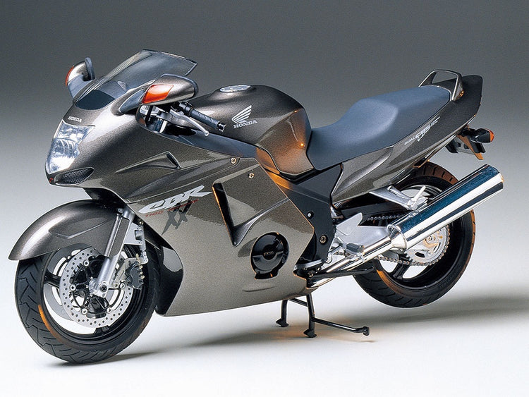 Tamiya 1/12 Honda CBR 1100XX Super Blackbird Motorcycle Model Kit